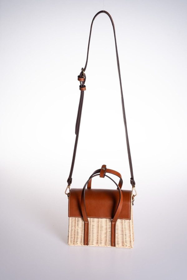 Vegan Deri Kapaklı Hasır Taba El ve Omuz Çantası