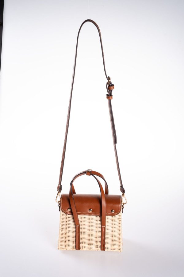 Vegan Deri Kapaklı Hasır Taba El ve Omuz Çantası