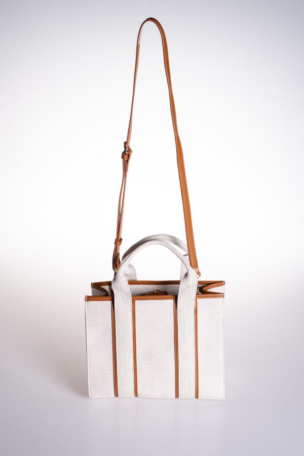 Tote Taba Biye Detaylı Krem Kanvas Ayarlanabilir El ve Omuz Çantası