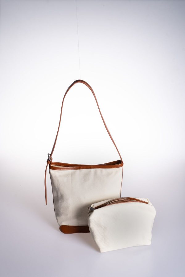 Taba Biye Detaylı Krem Kanvas Yavru Çanta Hediyeli Ayarlanabilir El ve Omuz Çantası