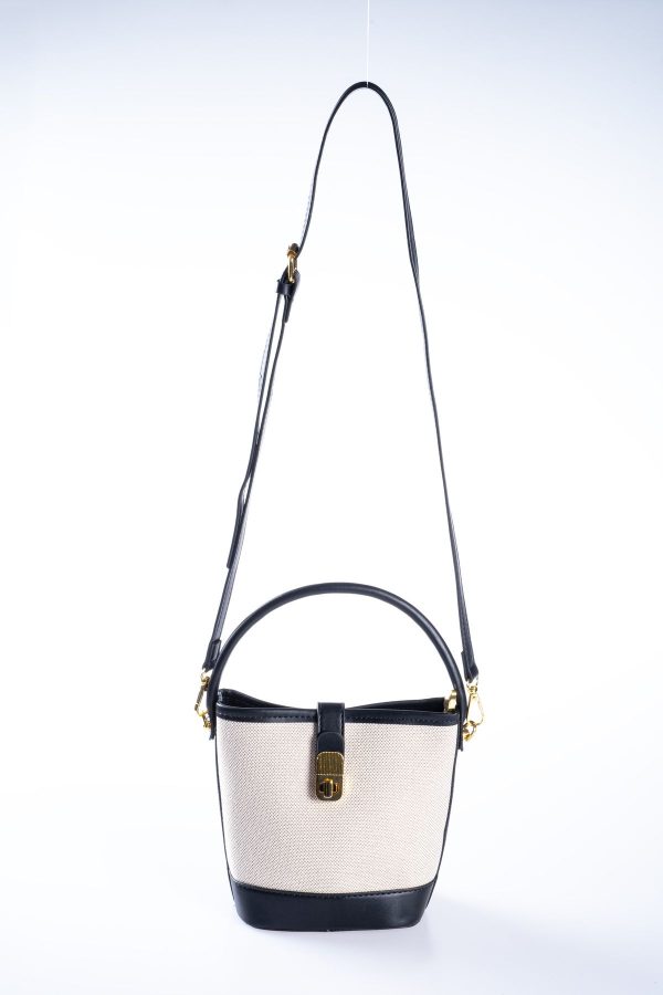 Siyah Vegan Deri Detaylı Bucket Fermuarlı Krem Kanvas Ayarlanabilir El ve Omuz Çantası