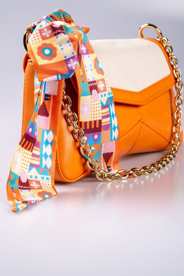 Fular Hediyeli Kanvas Detaylı Turuncu Vegan Deri Ayarlanabilir El ve Omuz Çantası